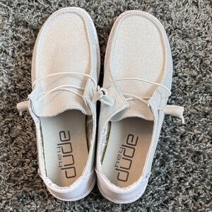 Hey Dude Wendy Stretch Sparkling White size 10